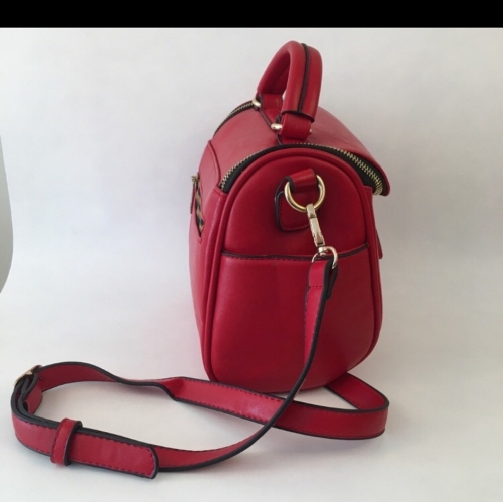 Red Faux Leather Shoulder Bag Cross Body Purse - Picture 5 of 16